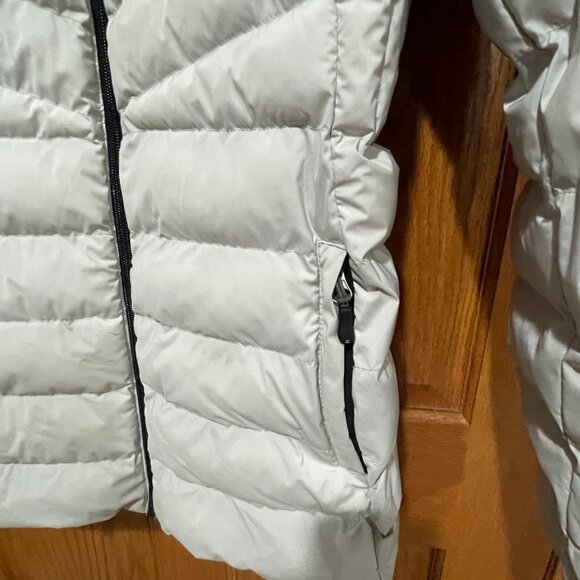 32 DEGREES HEAT Women's M Light Gray Full Zip Puffer Quilted Jacket Coat EUC - Picture 5 of 5